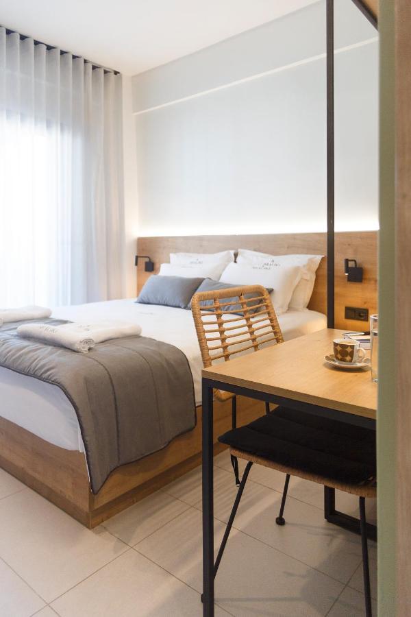 Araliki Suites Polychrono Ngoại thất bức ảnh